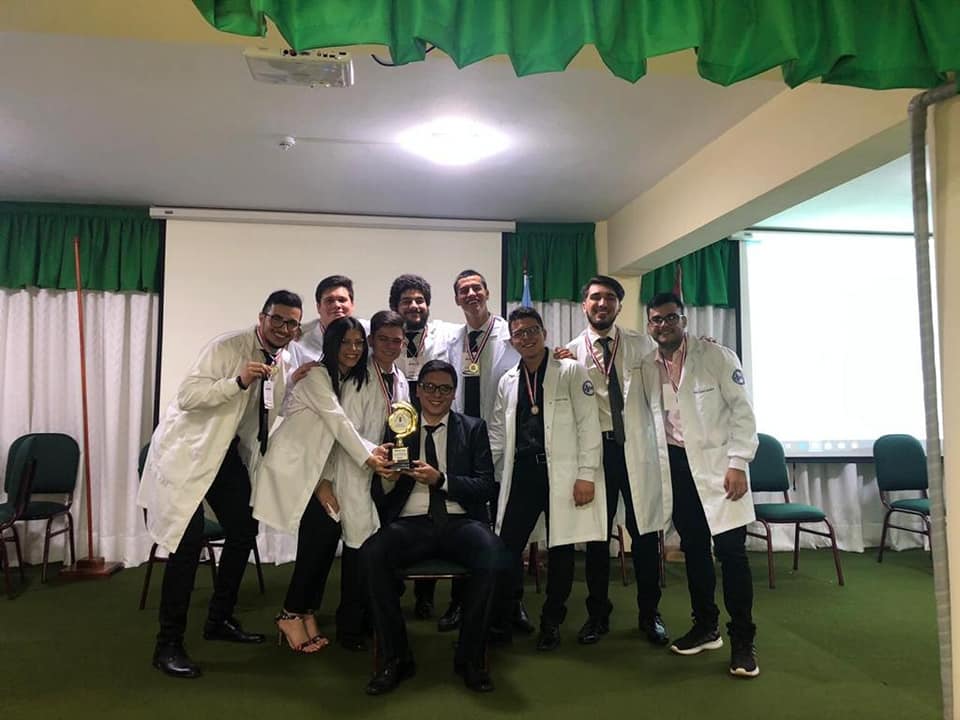 25 10 FACISA PREMIADA en Congreso de Morfo